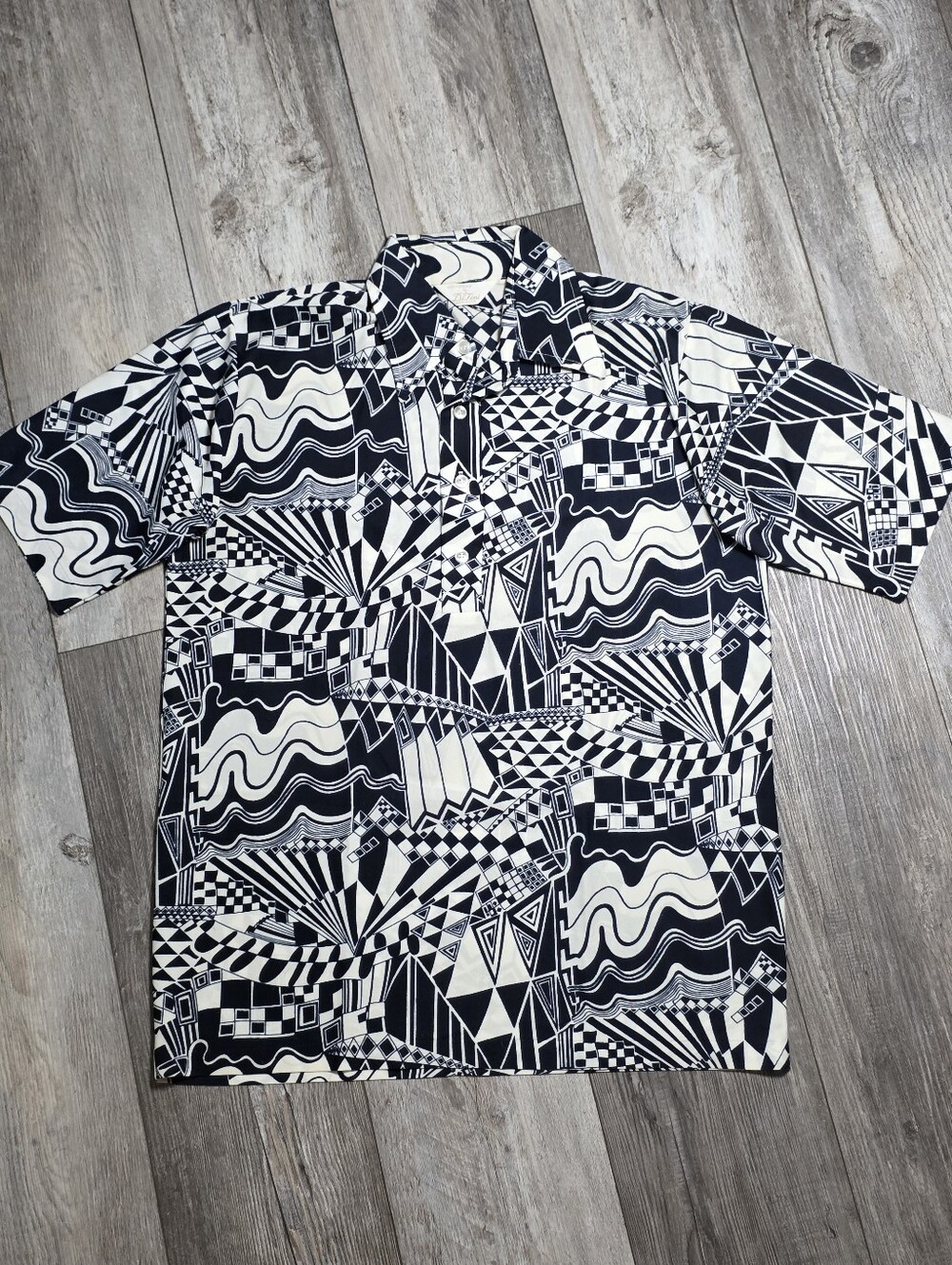 Knitwear by Di Fini Men's Vintage 80's Geometric Abstract AOP Polo Sz Md *READ